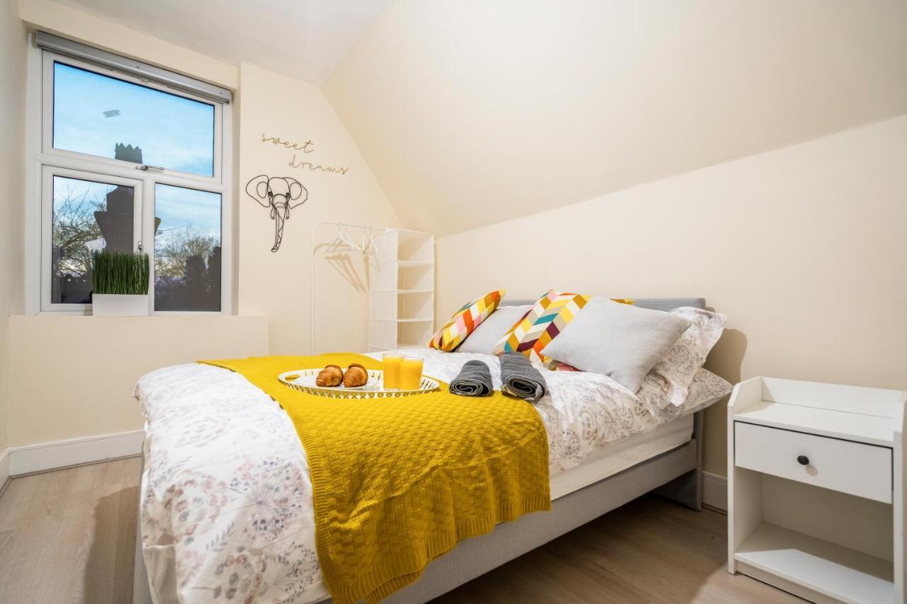 Deluxe 2-Bedroom Flat With Free Parking Birmingham Eksteriør bilde